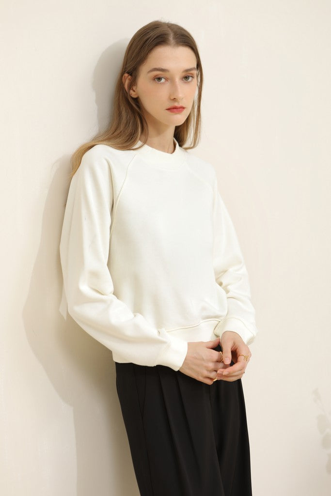 White Pullover - Pullovers
